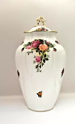 Buy ROYAL ALBERT   Old Country Roses    Lidded Chelsea Vase  1st Quality  Excel Cond • 69.53£