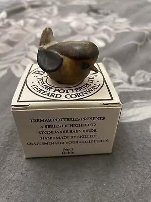 Buy New Tremor Pottery Robin In Original Box. • 8£