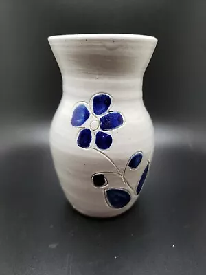 Buy Williamsburg VA. Pottery Gray Vase Cobalt Blue Floral Stoneware Vintage 5.25  • 19.17£