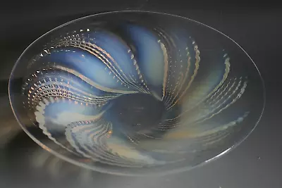 Buy Rene Lalique Fleurons Opalescent Glass Bowl - Circa 1935 • 385£