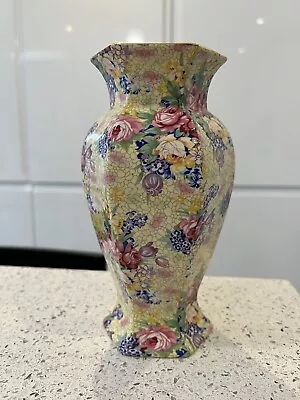Buy Vintage Royal Winton Welbeck Pattern Vase • 25£