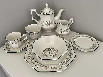 Buy Johnson Brothers Eternal Beau Tableware - 43 Pieces (Reduced From £125 To £115) • 115£
