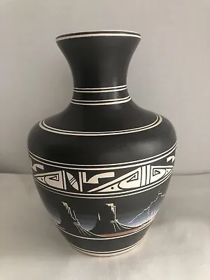 Buy Native  American Art Pottery Vase-Monument Valley Design • 52.96£