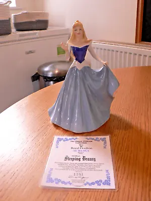 Buy A Limited Edition Hn 3833  Disney Princess  Aurora  From Sleeping Beauty Figure. • 54.99£