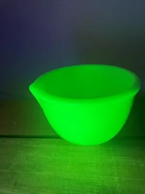 Buy Vintage 1940's Green Jadeite Mixing Bowl With Pour Spout, Batter Bowl 6.5”(3) • 33.07£