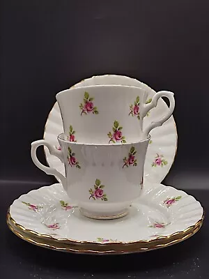 Buy Royal Stafford Scattered Rose Set 6pcs Inc. 2 Teacups, 2 Saucers & 2 Side Plates • 16.30£