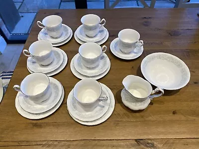 Buy Paragon China Melanie Set: 7 Tea Cups+Saucers, 6 Plates, Milk Jug, Bowl • 30£