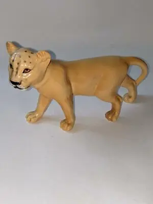 Buy Beswick Lion Cub Facing Left - Model No. 2098 Gloss • 18.99£