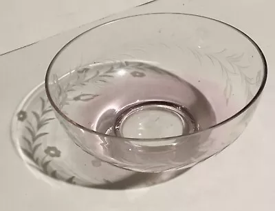 Buy Vintage Clear  Glass Bowl With Cut Glass Decoration • 20£