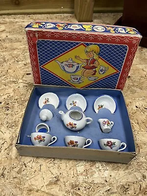 Buy Vintage Toy Tea Set China Child’s Tea Set 10 Pieces Flower Pattern C:-1950s. • 15£