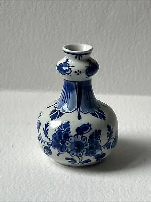 Buy Vintage Royal Delft  Small Vase  H-8.5cms • 12.50£