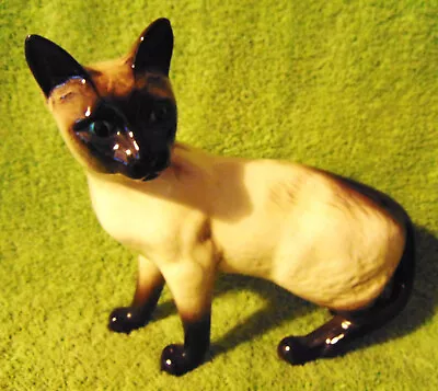 Buy Beswick Very Lovable And Mischievious Siamese Cat Size 7.5  Tall...Ex Condition • 24.99£