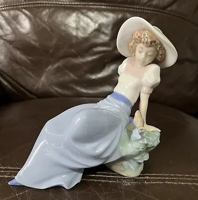 Buy NAO By Lladro - Lady Sitting With A Bird  • 15£