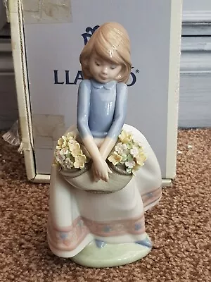 Buy Lladro Figurine May Flowers 5467  • 69£