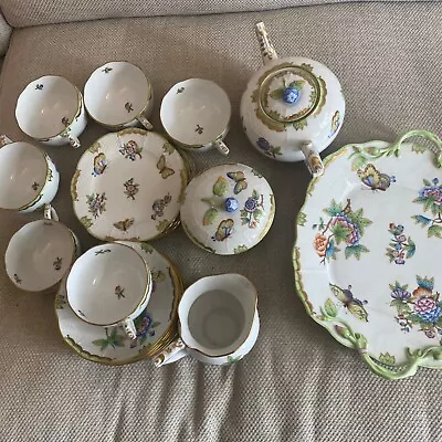 Buy HEREND Tea Service With Hand Painted Peony And Butterfly Design. • 1,200£