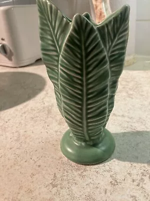 Buy Sylvac Vase With Palm Leaves Green • 9£