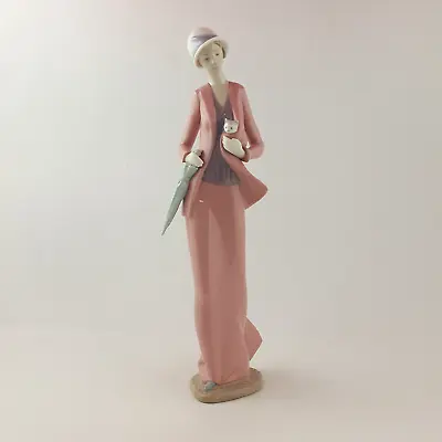 Buy Nao By Lladro Figurine - Autumn Stroll / Lady In Pink Dress 1232 - L/N 3196 • 88£
