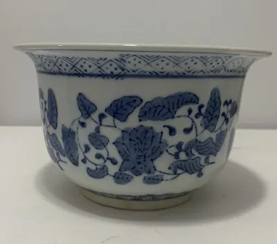 Buy Antique Planter Pot/Vase Chinese, Blue & White - Lotus Flower • 151.55£
