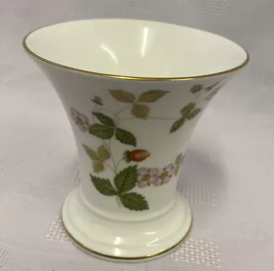 Buy Wedgewood Wild Strawberry Small Vase Floral White Bone China  • 13.99£