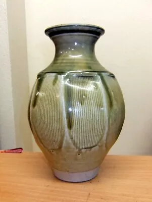 Buy Jonathan Chiswell-Jones, Cutsided Stoneware Vase. • 160£