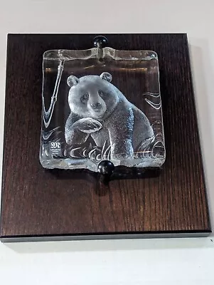 Buy Incredible Swedish Mats Jonasson Mounted Carved Etched Lead Crystal Panda Bear  • 142.31£