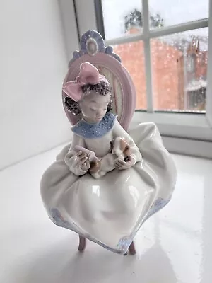 Buy Lladro Figure 5908 JUST A LITTLE MORE EX CONDITION VERY RARE BOUGHT IN HONG KONG • 79£