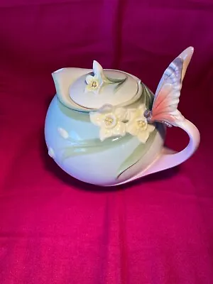 Buy FRANZ Porcelain Butterfly Teapot • 79£