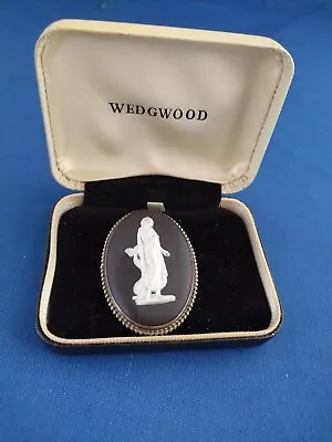 Buy Wedgwood Jasperware Green Hallmarked Silver  Brooch Boxed  • 15£