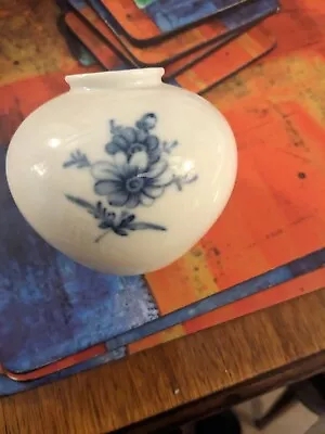 Buy Pre-owned Fantastic RARE Furstenberg Porcelain Vase. Delicate Blue &white.  • 9£