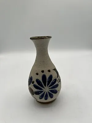 Buy Bud Vase, Clay, Unmarked, Creamy Brown W/Blue, Great Condition  • 7.14£