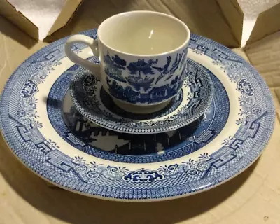 Buy Blue Willow Churchill Boxed 3 Piece Setting -  Dinner Plate Cup Saucer • 14.96£