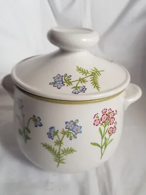Buy Noritake, Progression, Pot Or Bowl With Lid, Flower Design, Petals Plus, 9071 • 4£