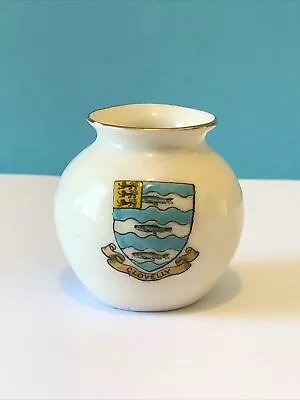 Buy Clovelly Crested - Glastonbury Vase - Wh Goss • 2.50£