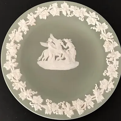 Buy Vintage - Classical English Wedgwood China Cameo Design Green Dish / Plate • 10£