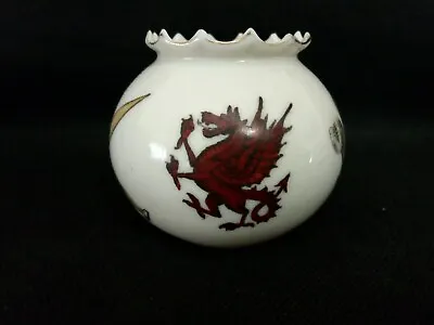 Buy Goss Crested China - WELSH ANTIQUITIES - Crinkle Top Ball Vase - Goss. • 4.50£