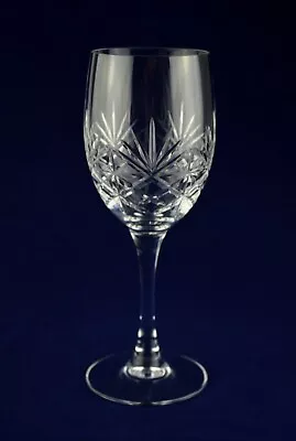Buy Edinburgh Crystal “DUET” Wine Glass – 18.5cms (7-1/4″) Tall • 16.50£