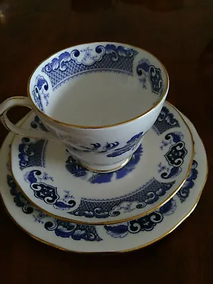 Buy Duchess Bone China Tea Trio. Willow Pattern. Genuine Duchess China Items. • 10£