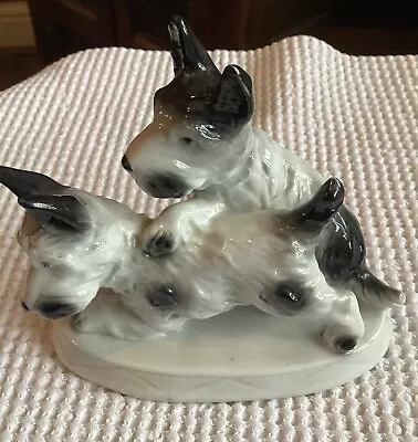 Buy Cowan Pottery Ceramic Dogs • 25.99£