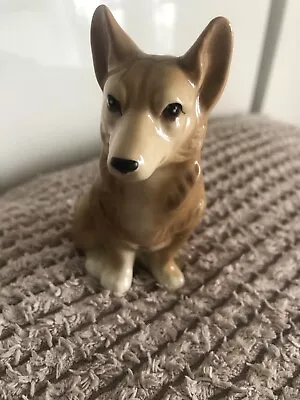 Buy Szeiler Corgi Dog 3.5 Inches Tall • 7£
