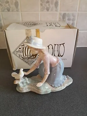 Buy Rare Retired Nao By Lladro Figurine  Caressing The Dove  Girl & Dove Dated 1986 • 22£