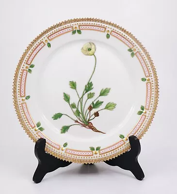 Buy Plate #3572 - Flora Danica - Royal Copenhagen - 1st Quality • 32.41£