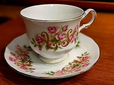 Buy Queen Anne Fine Bone China Made In England Teacup With Saucer Pink Roses • 19.13£