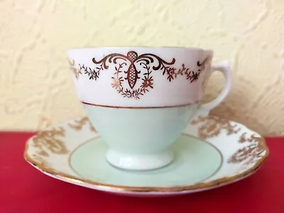 Buy Vintage Royal Vale Vintage  Tea Set 5x Cups & Saucers And 5  Side Plates 6 Inch  • 225£