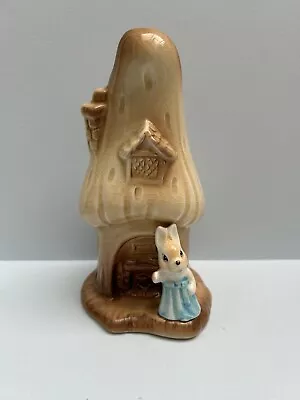 Buy Sylvac Pottery Toadstool House With Small Waving Rabbit Attached. No.4791 • 5£