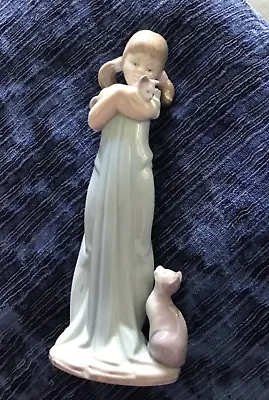 Buy Lladro Porcelain Figurine Don't Forget Me ! Girl With Cats No 5743 • 14.99£