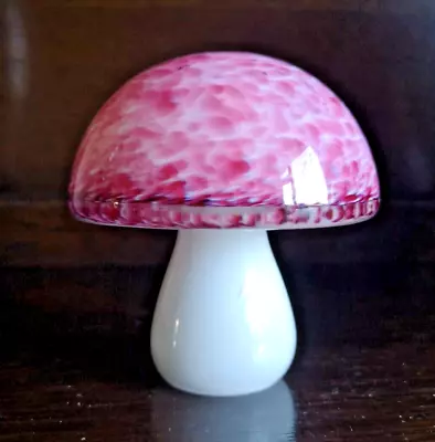 Buy Wedgwood Pink/White Flecked Glass Mushroom Paperweight • 24.99£