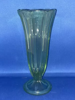 Buy VINTAGE BRIGHT GREEN GLASS TRUMPET TULIP FOOTED VASE 18.5cm. • 13.95£