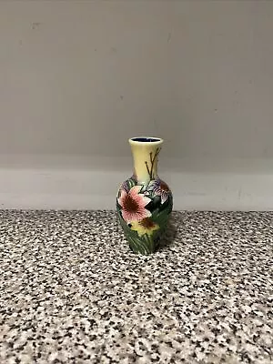 Buy Item - 1127 - Old Tupton Ware 4  S/m Bud Vase   Summer Bouquet   Boxed • 7.50£