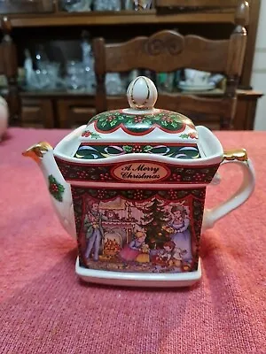 Buy Sadler Christmas Morning A Merry Christmas Small Teapot Victorian Scene • 10£
