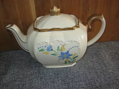 Buy Sadler Blue Floral Vintage Teapot • 8£